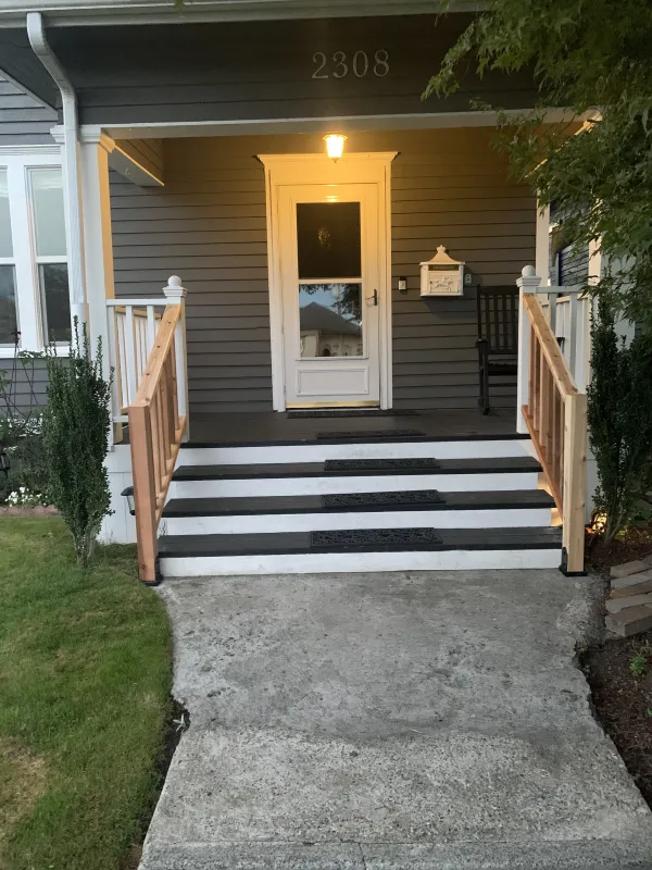 2308 handrail exterior3